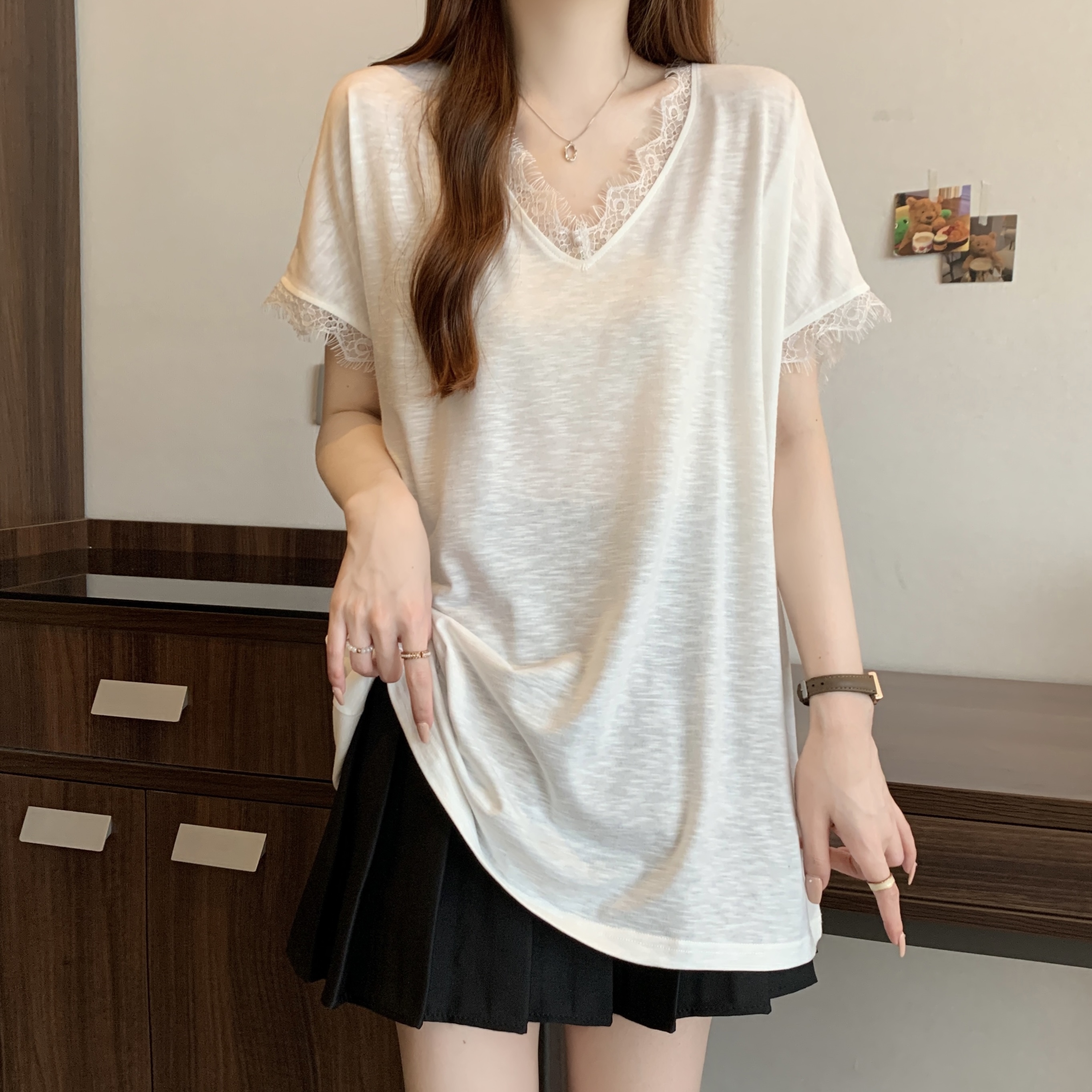 Real shot ~ Large size fat MM versatile solid color lace V-neck loose fly sleeve top T-shirt for women