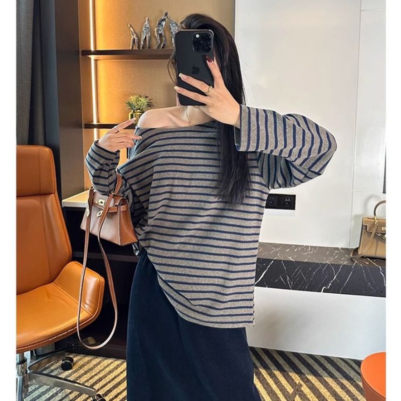 Korean striped long-sleeved T-shirt for women's inner bottom shirt loose and lazy Fengde velvet top