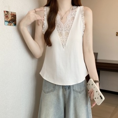 Real shot, large size fat MM simple big V-neck slim lace vest top, blogger's high sales style