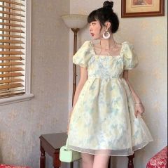 Floral dress for women with waist-hugging square collar fluffy skirt princess style short skirt 2025 summer new style