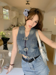 Retro Millennial Hot Girls Denim halter vest for women 2025 summer niche design sleeveless top ins trendy