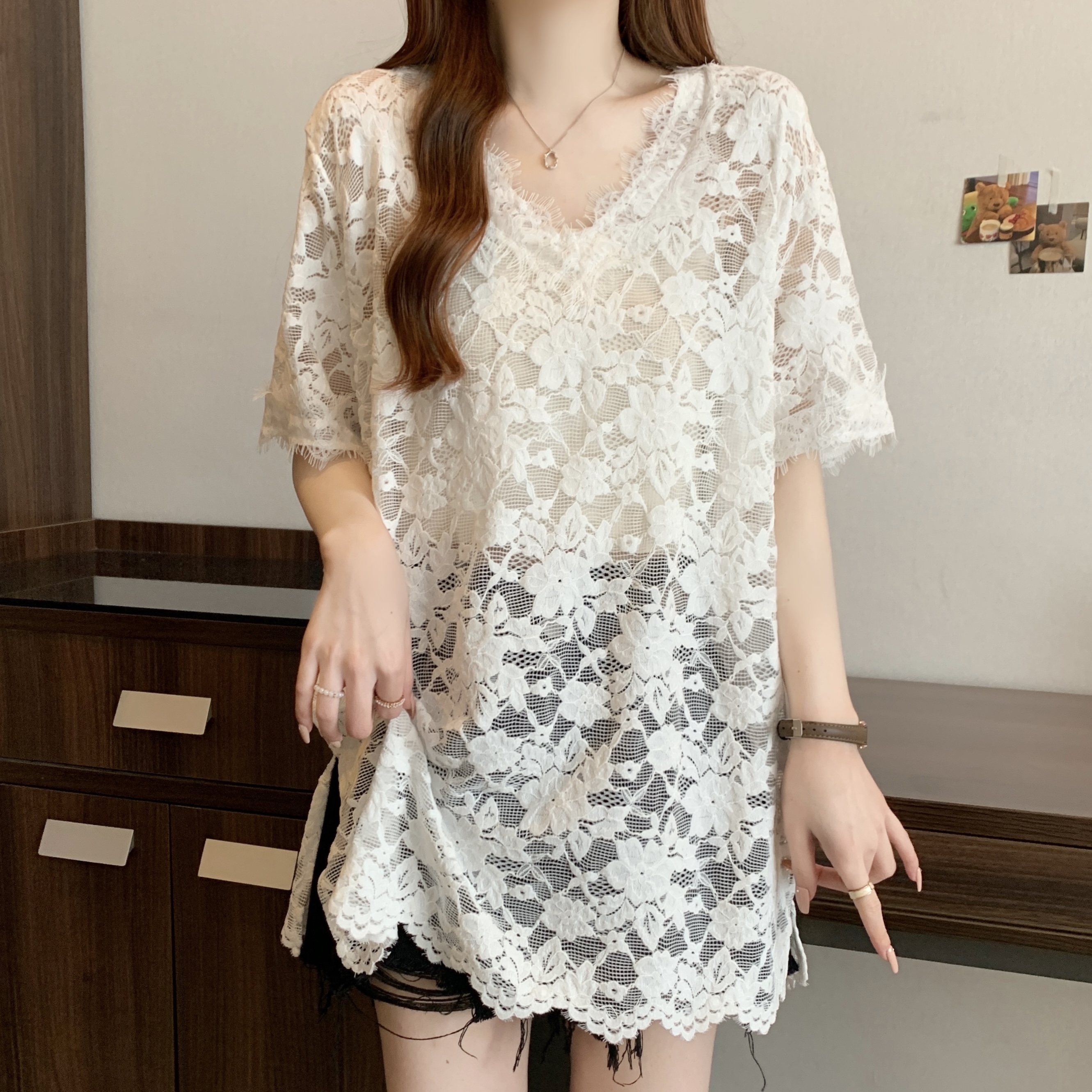 Real shot, large-size spring and autumn Korean version simple and versatile solid color V-neck pullover loose lace shirt top for women