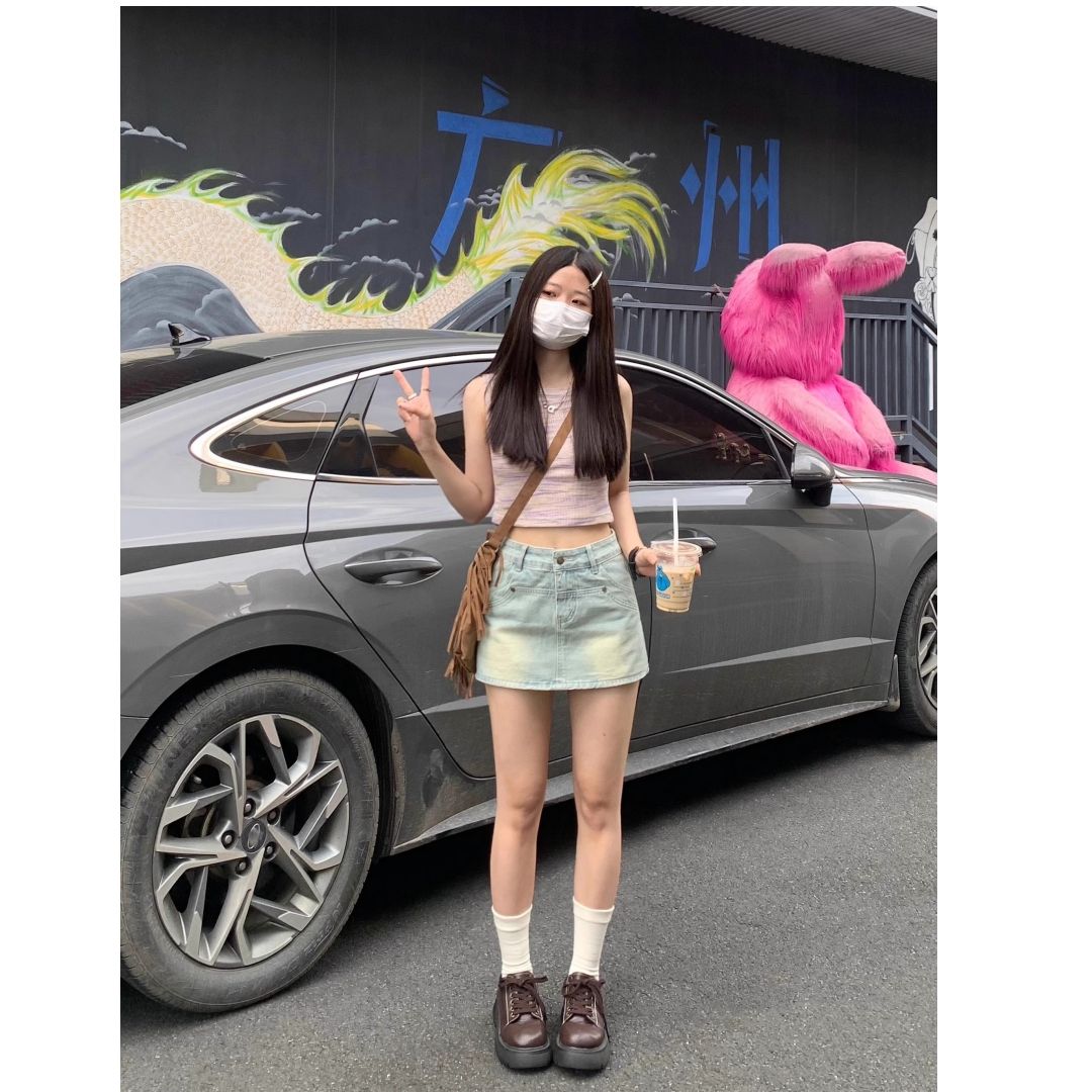 Light blue denim skirt for women 2025 summer new small retro high waist versatile hip trousers skirt