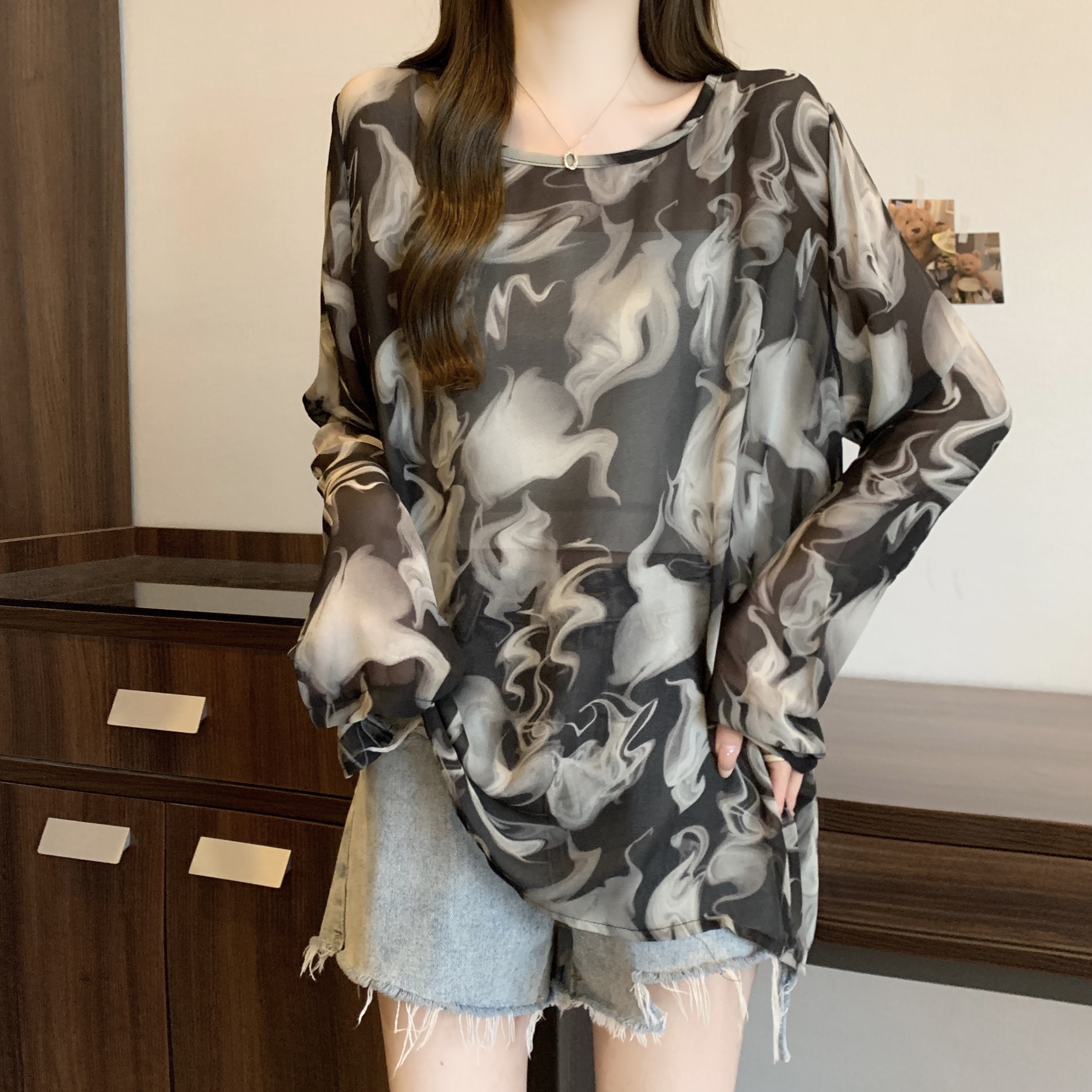 Real shot ~ Large size fat MM Chinese style tie-dye loose-fitting flesh covering to make you look slim and breathable chiffon shirt and sunscreen