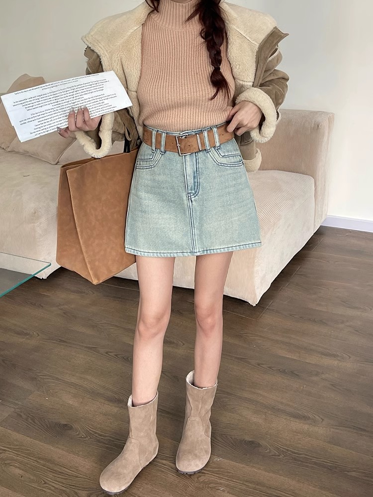2025 spring and summer new hot girl denim short skirt for women small American high waist A-line anti-exposure short skirt