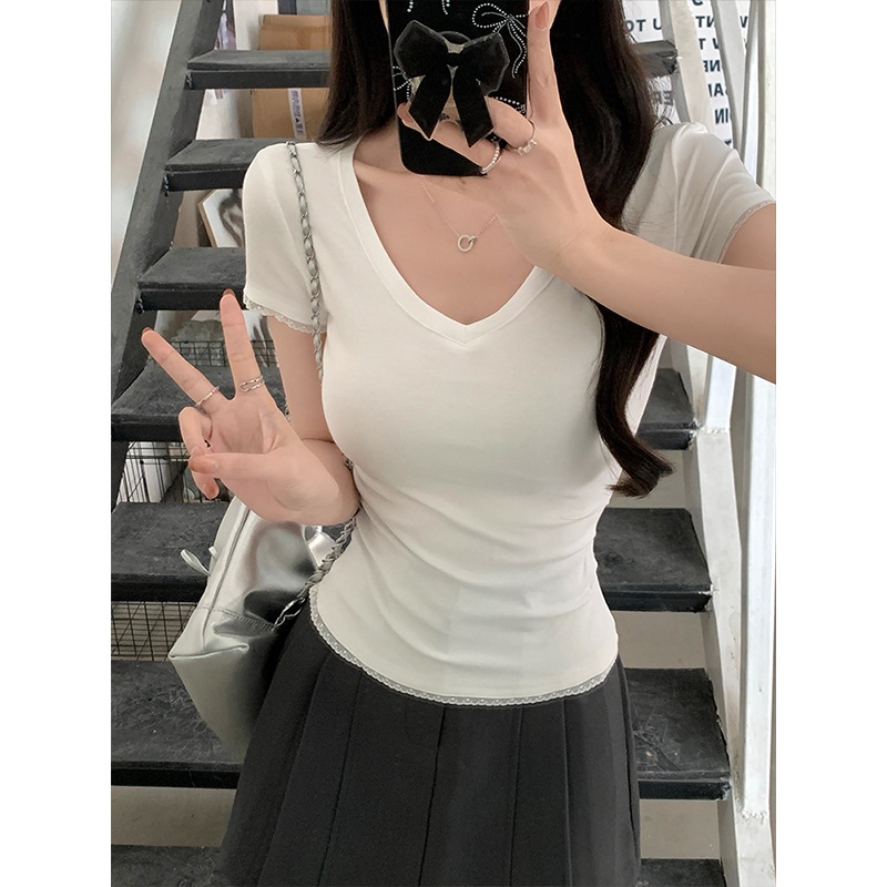 Real shot - Slim V-neck lace spliced ​​short-sleeved T-shirt for women's simple and versatile tight base shirt top