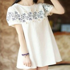 Japanese-style loose embroidered floral white college-style short-sleeved cotton-linen A-line dress