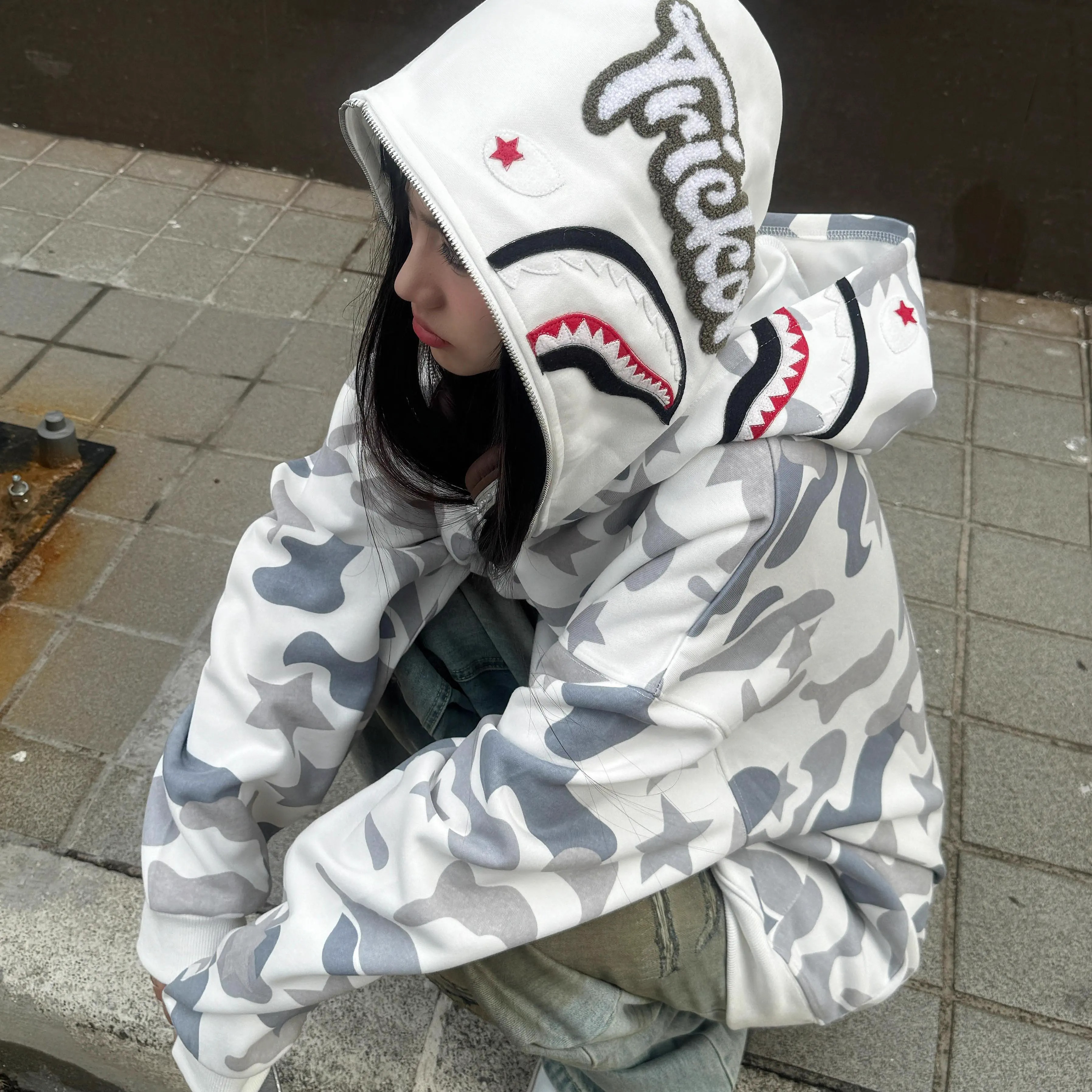 Towel embroidery + CVC food maohua cotton composite milk silk 320 grams extra large size 300 catties jacket