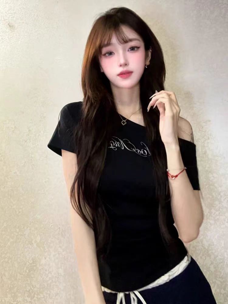Korean chic pure cotton high street hot girl off-shoulder letters black short-sleeved T-shirt women's design temperament top trendy