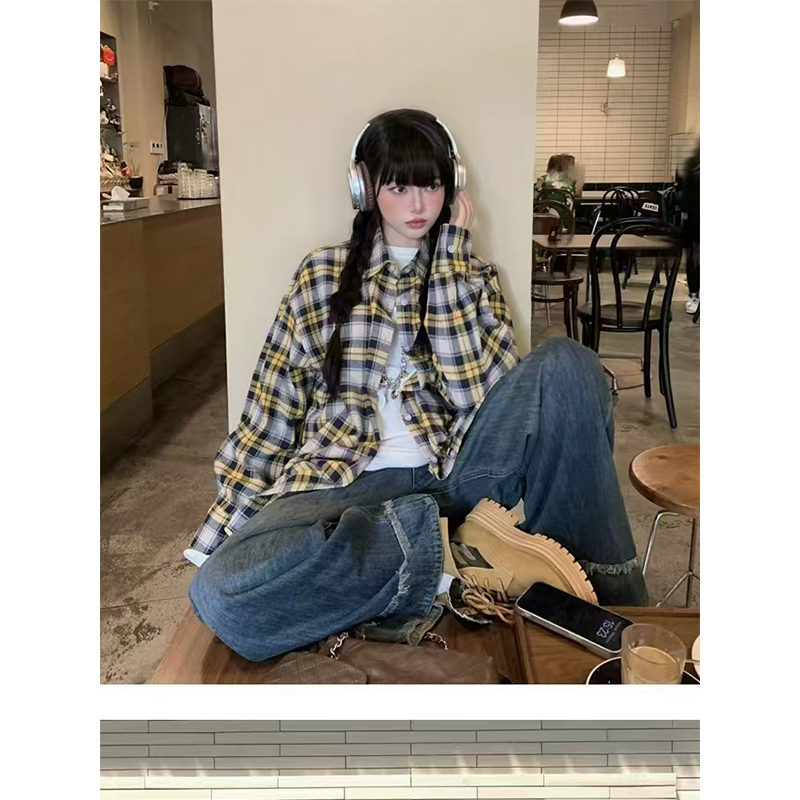 Retro contrasting color design plaid shirt for women in spring and autumn lazy American loose jacket casual plaid long-sleeved top