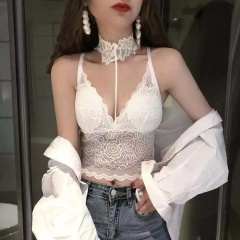 Hot girl's beautiful back is sexy and pure deep V-lace suspender halter neck vest with chest pad bottom