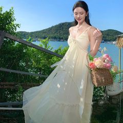 Heavy Industry Holiday Style Tourist Dress Summer 2025 New Style Straps Elegant V-Neck Long Dress Gentle French Beach Dress