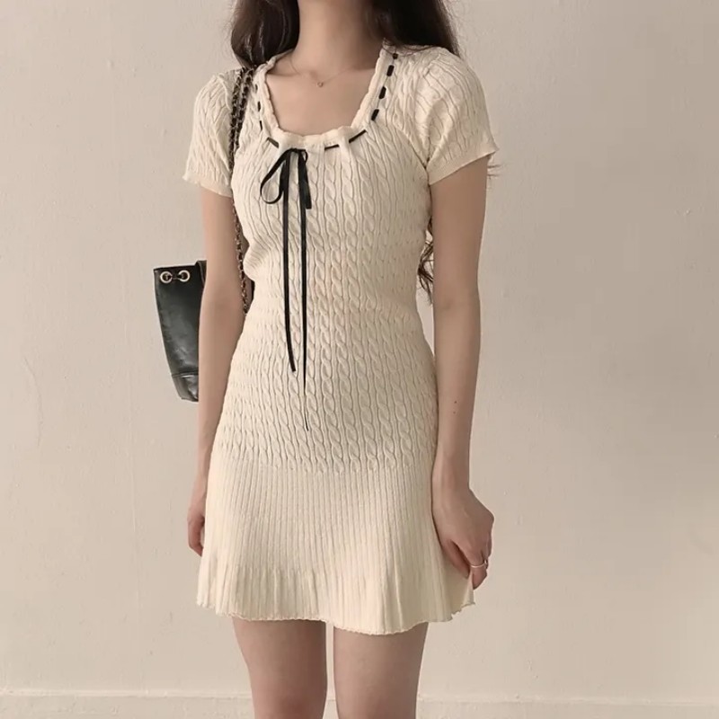 Korean chic square collar sweet French twist slim knitted skirt gentle style slim temperament dress