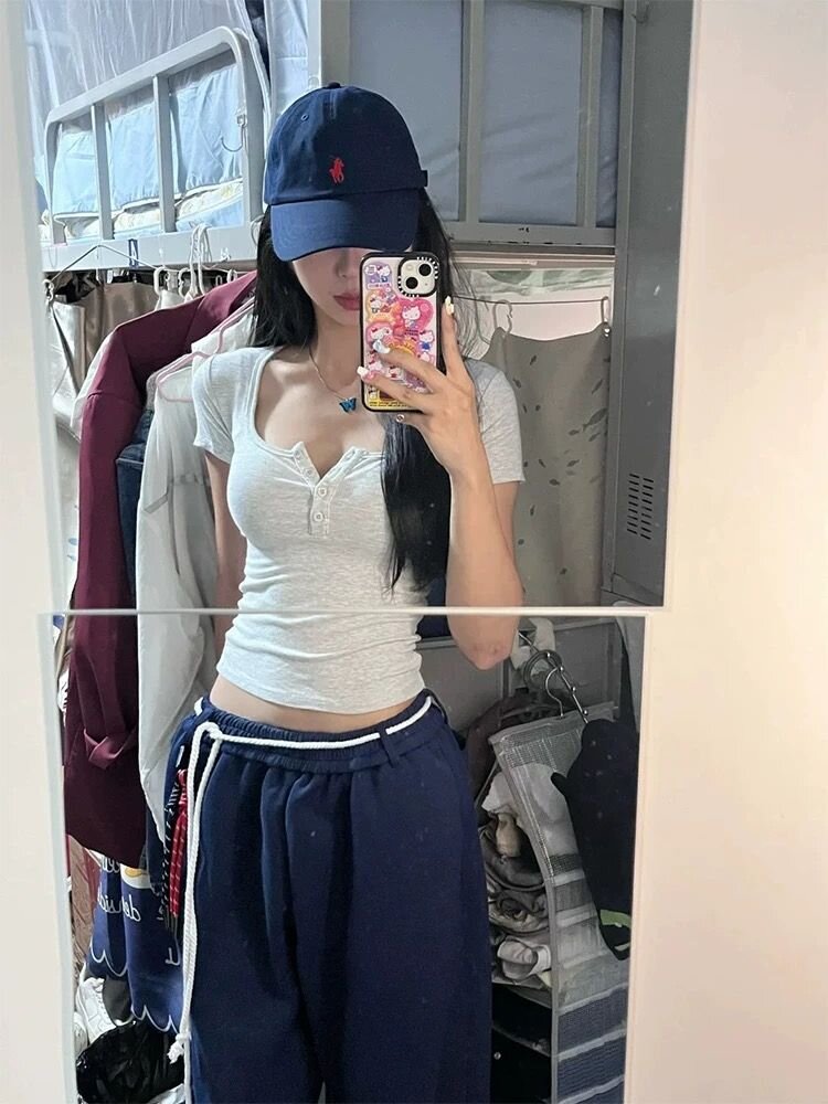 美式辣妹紐扣方領正肩短袖t恤女夏季修身緊身純欲大領口短款上衣