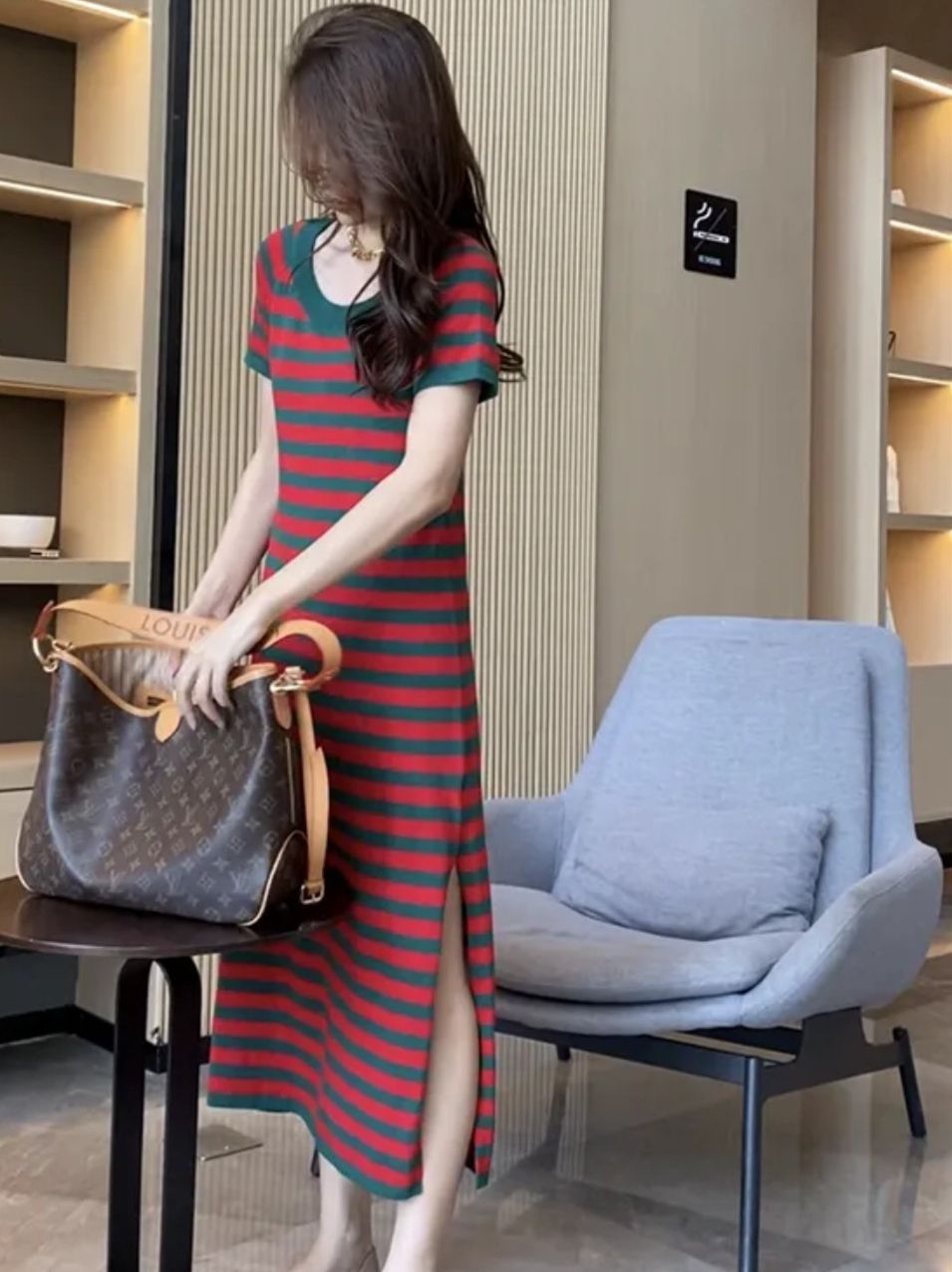 Striped dress for women in summer new slim slim mid-length temperament short-sleeved T-shirt skirt