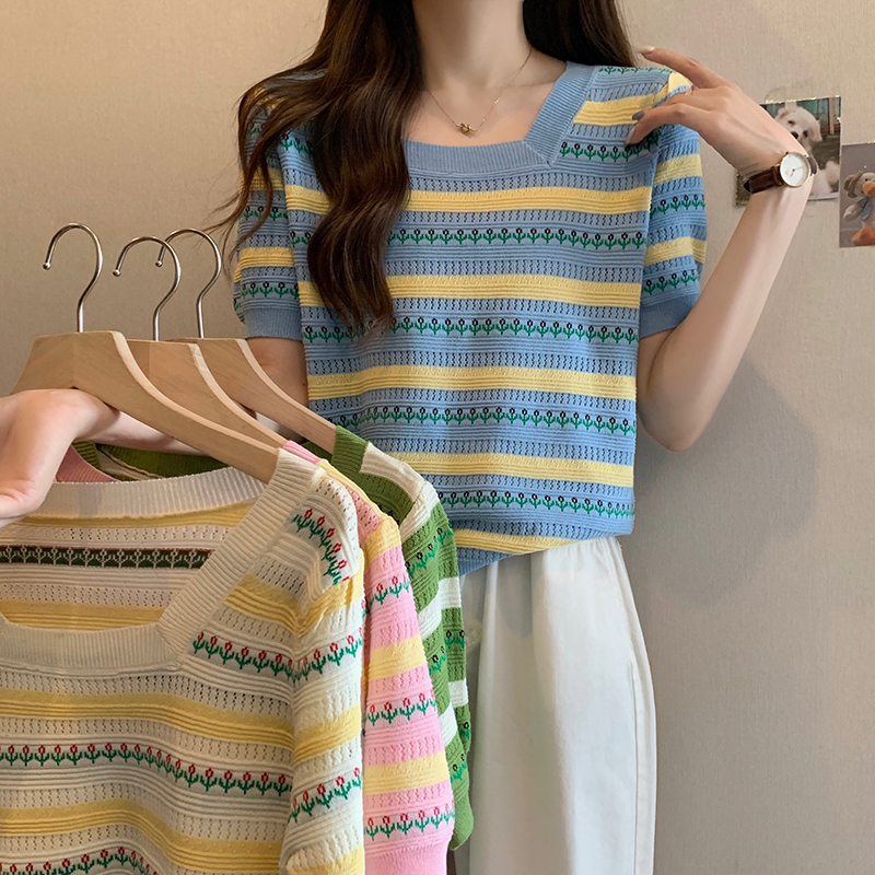 Real shot of 2023 summer new large-size women's square collar knitted short-sleeved T-shirt fat mm loose striped ice silk top
