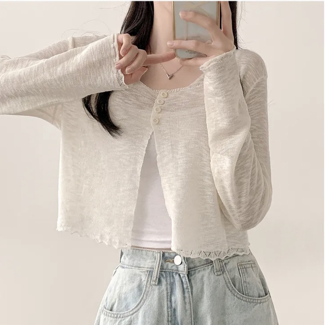 Korean chic ice silk knitted long-sleeved sunscreen shirt new style with air conditioning blouse hot girl short top