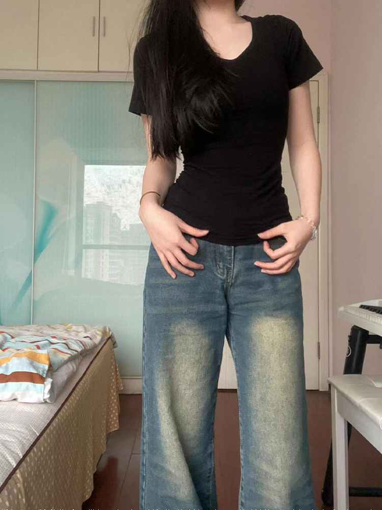 黑色V領正肩短袖t恤女夏季新款設計感小眾收腰緊身體恤上衣潮
