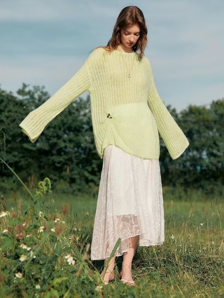 Hollow hooked wool sweater for women 2025 spring new alpaca loose blouse