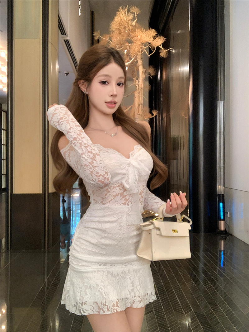 實拍~性感一字肩純欲辣妹設計感小個子修身洋氣蕾絲包臀短裙