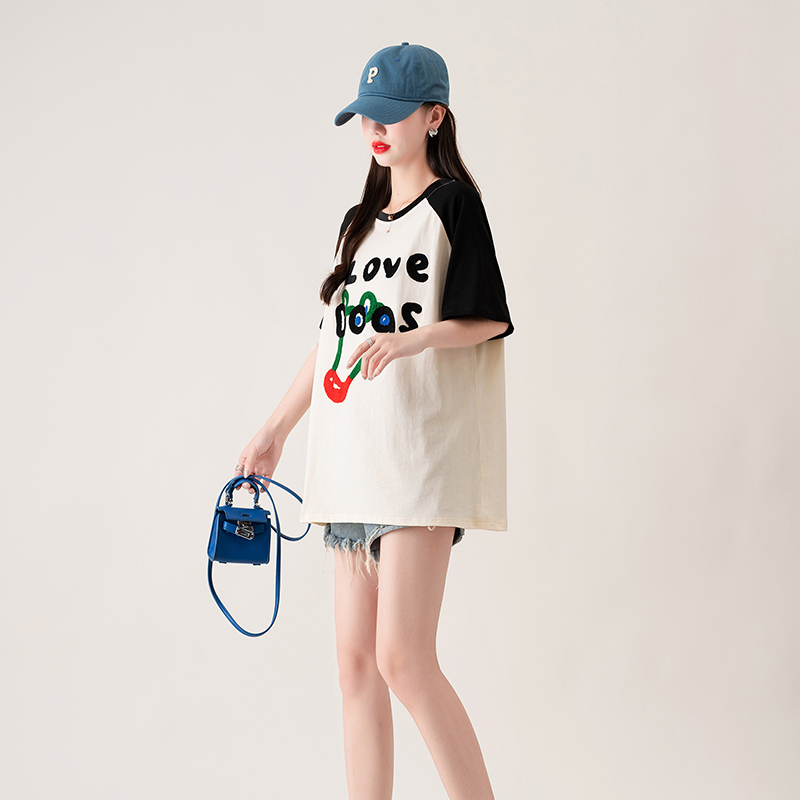 Cotton short-sleeved T-shirt for women in summer 2025 embroidered raglan sleeves round neck top large size women's clothing