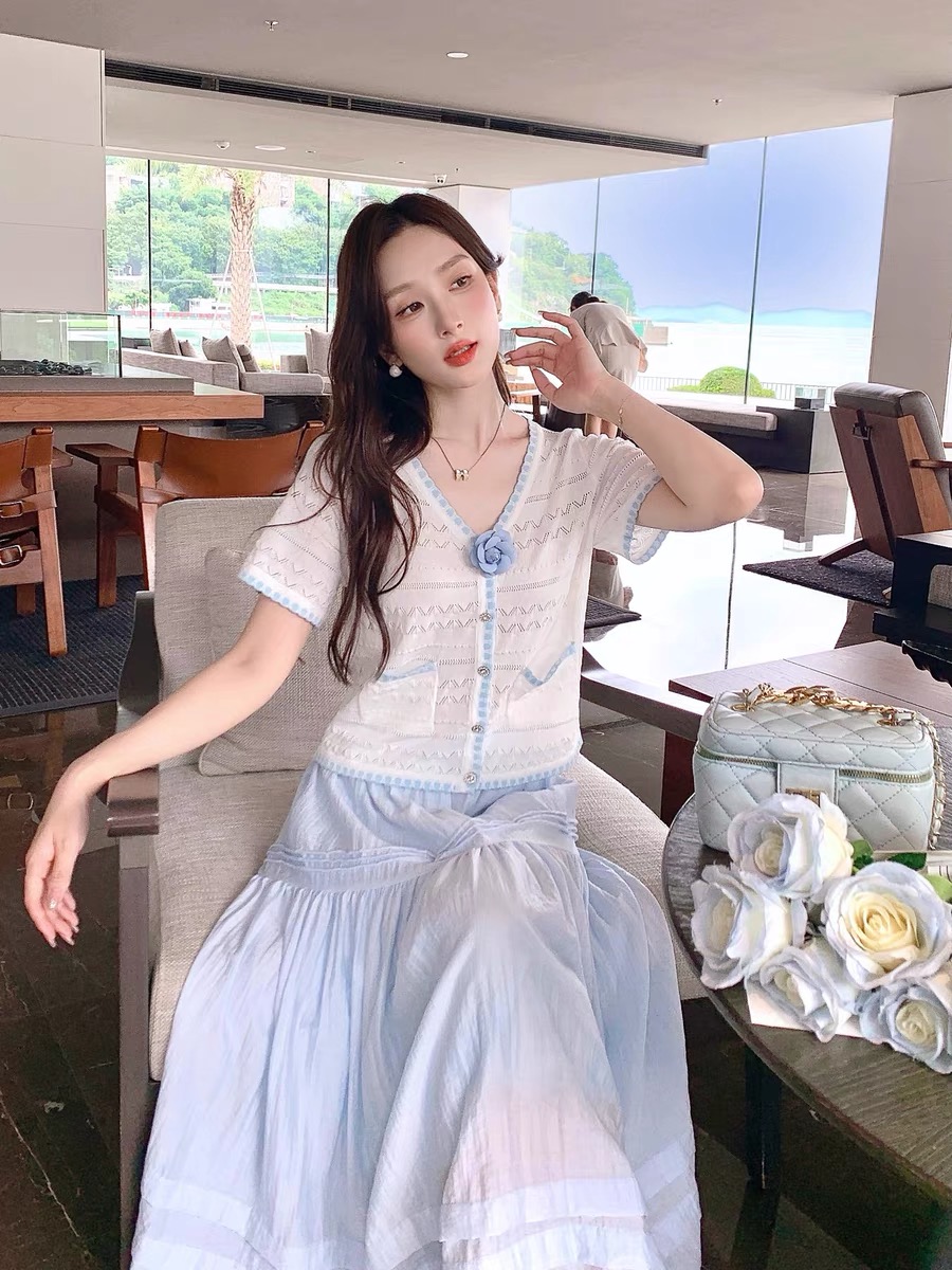 Zhang Xinzi's opening remarks on the summer Hepburn's small scent style top for women's summer new French sweet and chic shirt