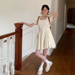 陸小團團長短款花苞裙背心裙2025夏季新款設計感氣質甜美連衣裙女