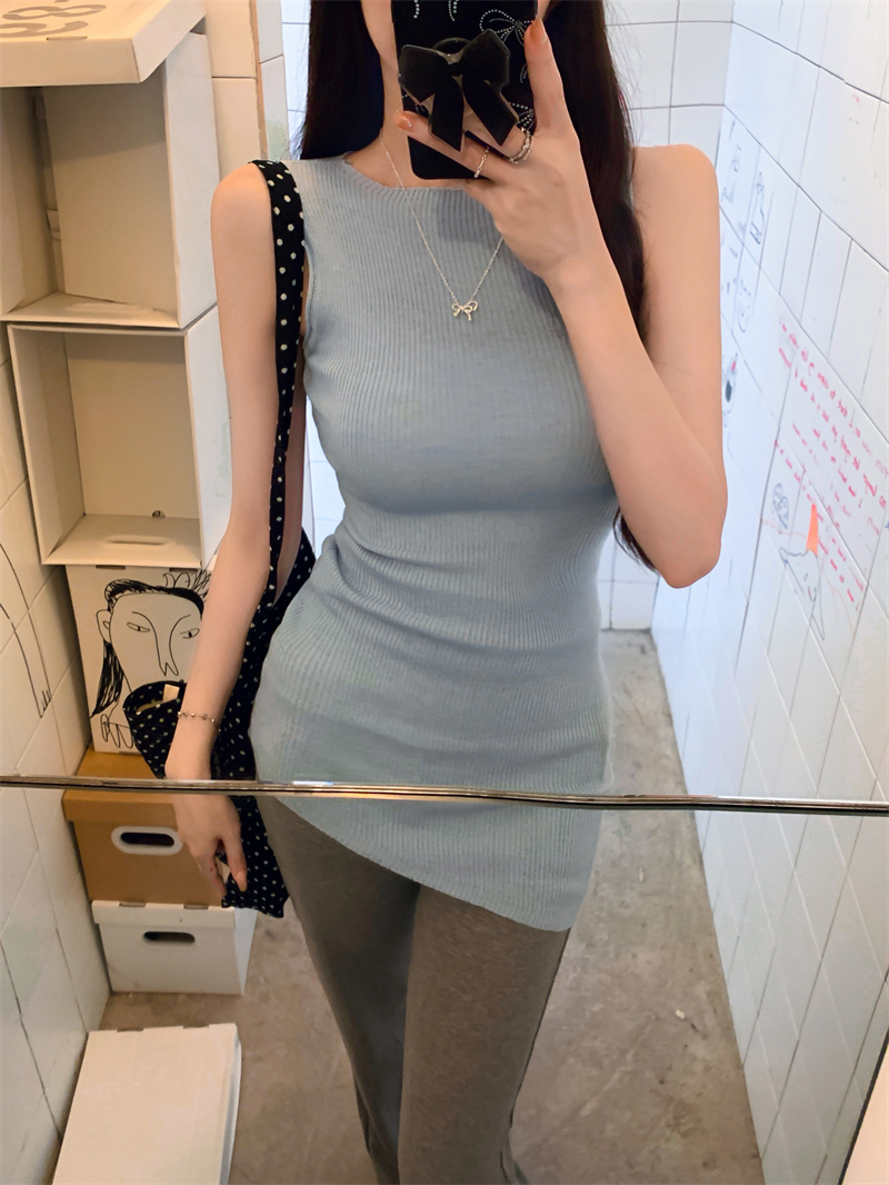 Real shot, real, summer slim solid color knitted vest, slim and casual and fashionable sleeveless bottoming