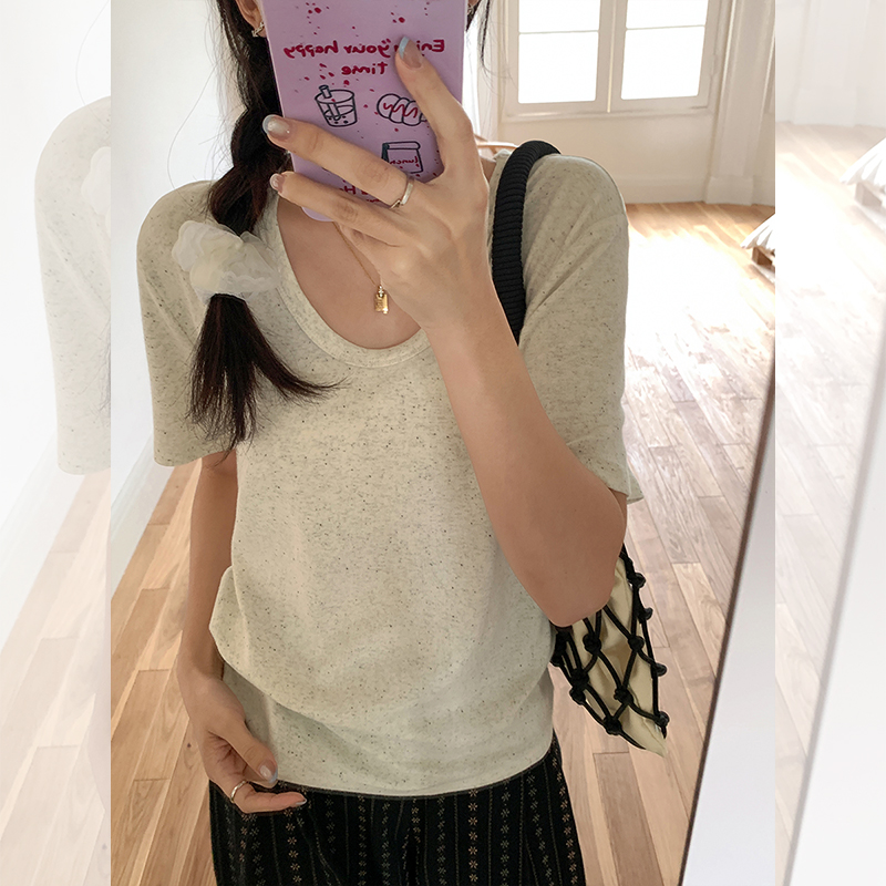 Real-life photo basic solid color U-neck short-sleeved T-shirt for women in summer 2025 new loose simple versatile shoulder top