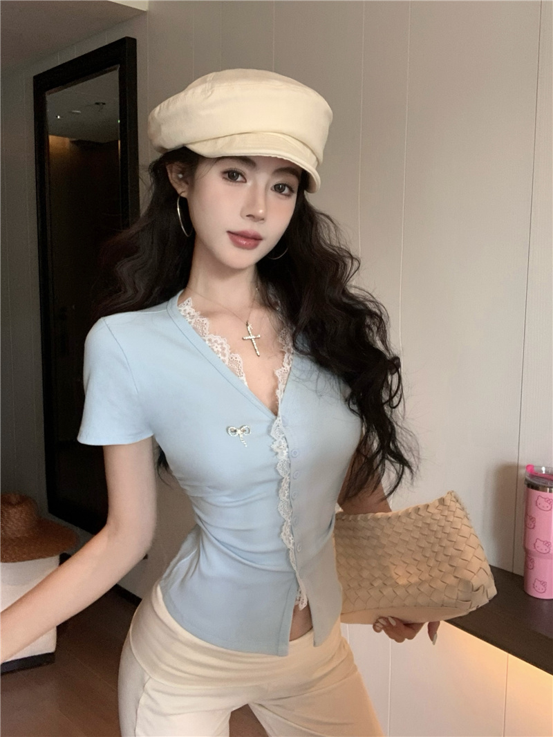 實拍~純欲風V領蕾絲花邊短袖t恤女夏季設計感修身顯瘦打底衫