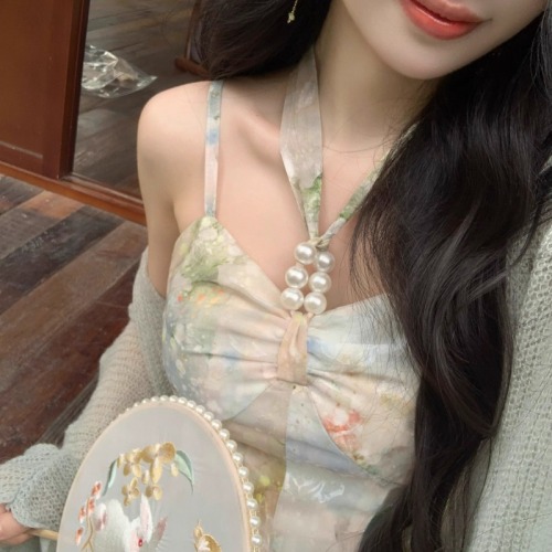 2025 early autumn oil painting secret realm retro oil painting sense temperament printed embroidered halter neck suspender skirt for women new autumn style