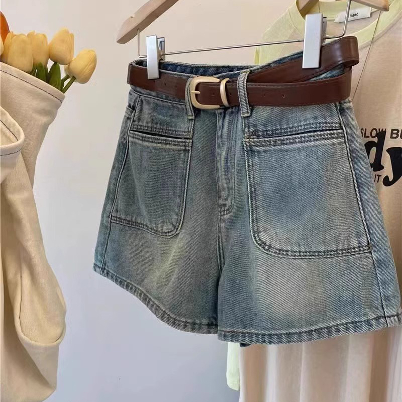 Blue wash retro denim shorts for women in summer 2025 new style small high-waisted hot girl slim hot pants