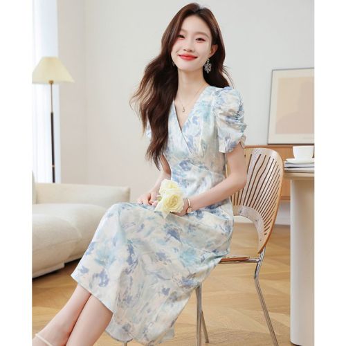 Real photo of white jacquard puff sleeves A-line dress under the moon new V-neck long skirt in summer