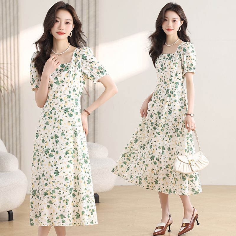 Real photo of green floral dress for women in summer new small person looking slim and square collar A-line chiffon fairy skirt