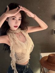 Real-life photos and real-price summer sexy hot girl design lace splicing slim neck halter slim lace top