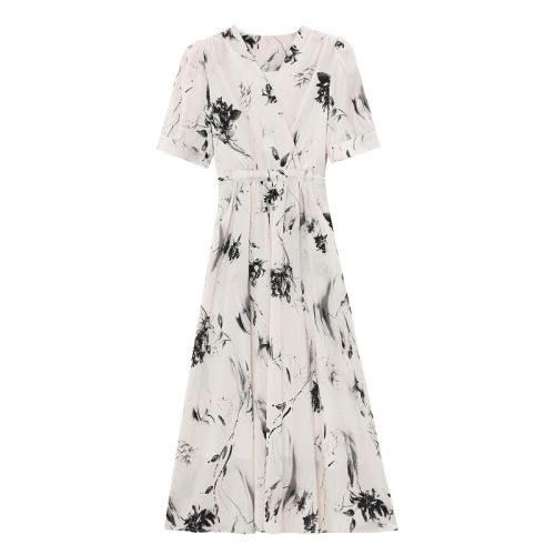 Real photo of white floral dress for women in summer new style with high-end exquisite French tea breaks long skirt