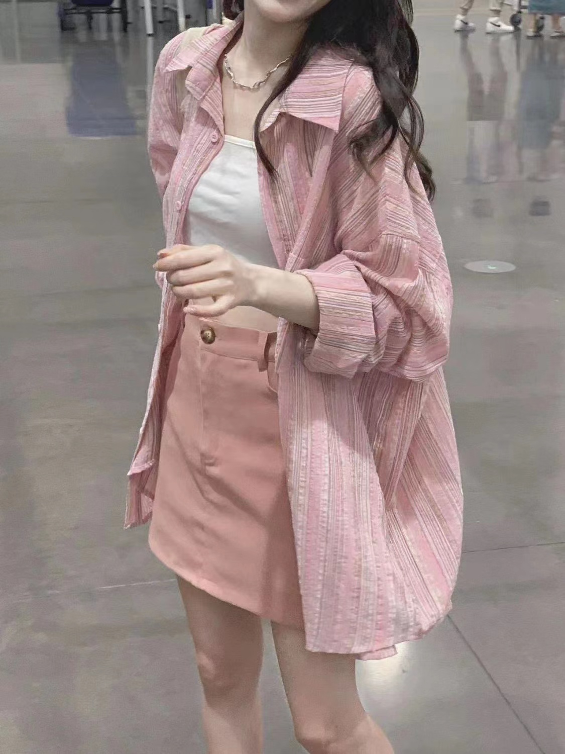 women's pink striped sunscreen shirt