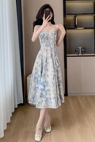 Real shot French blue oil painting long skirt seaside vacation beach skirt floral suspender dress women summer high-end feeling
