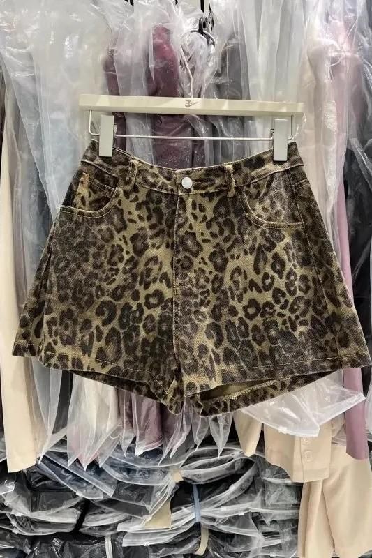 American retro leopard print denim shorts for women 2025 spring new trendy brand design feel loose hot girl hip hot pants
