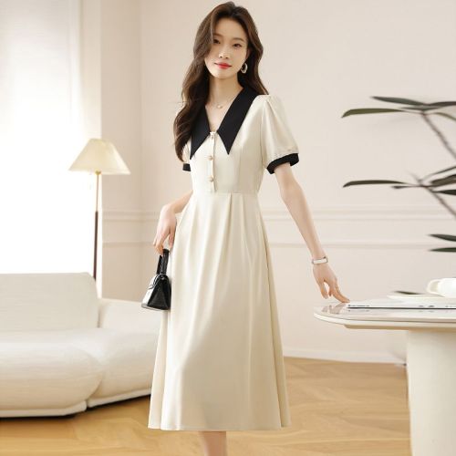 Real shot of new summer high-end French temperament dress teaching interview clothing long skirt design niche skirt