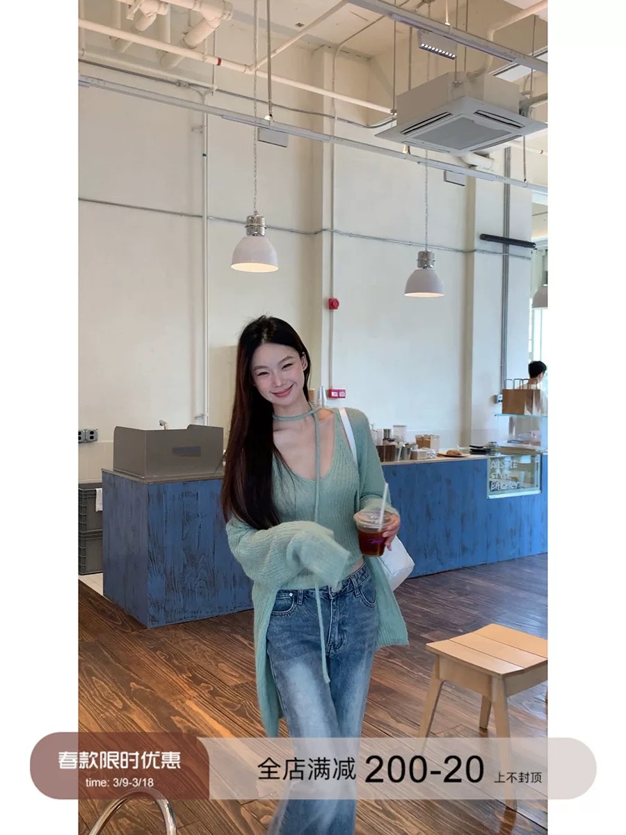 Red Man Pavilion Spring Suit Women's 2025 New Style A Complete Set of ootd Wearing Age Reducing High-end Sweater Two-Piece Set