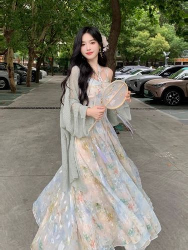 2025 early autumn oil painting secret realm retro oil painting sense temperament printed embroidered halter neck suspender skirt for women new autumn style