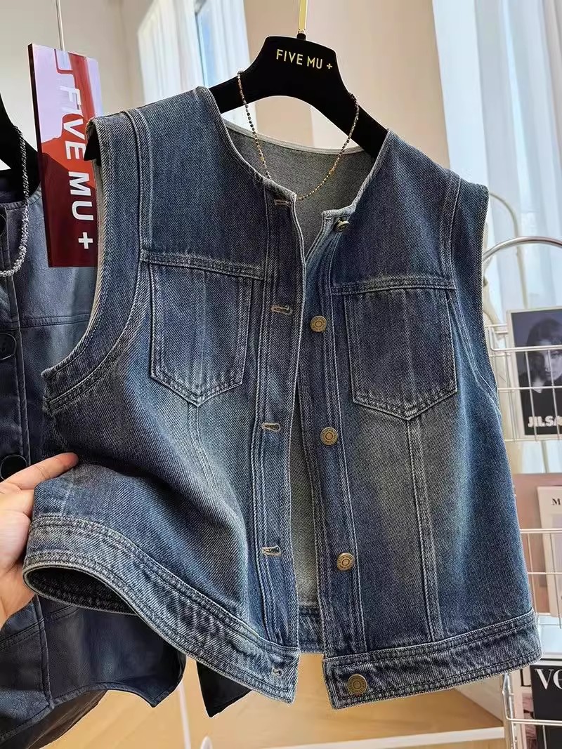 Fashionable and fashionable versatile layered denim vest for women in spring and summer new loose versatile small sleeveless jacket casual