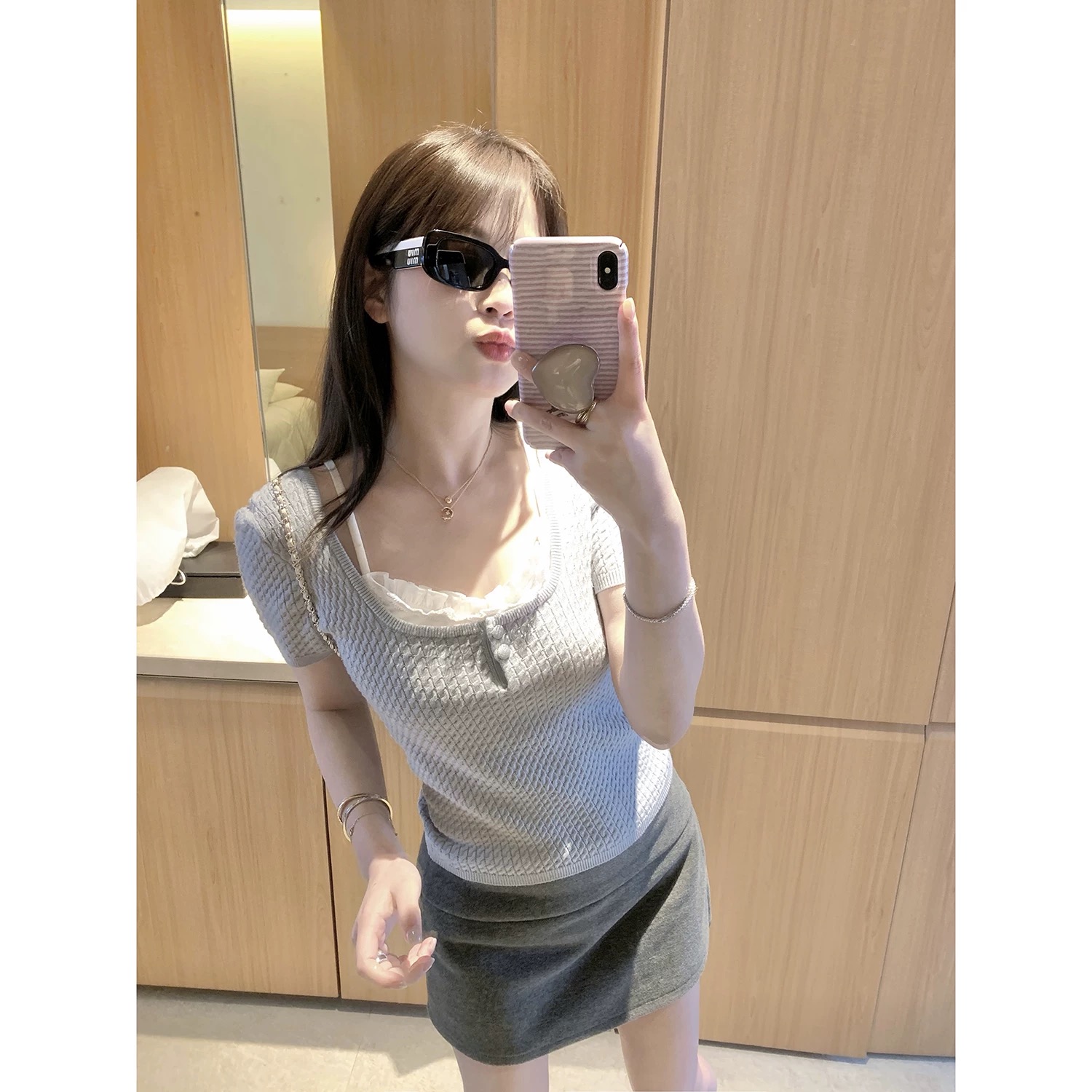 AHY fine linen flower pit strip short sleeve fake two-piece lace splicing T-shirt for women 2025 new scheming base shirt top