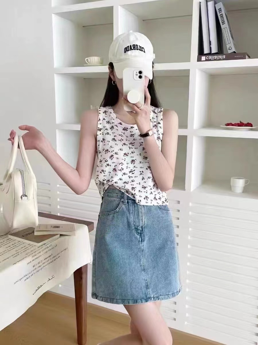 夏季新款甜美小眾減齡碎花短款背心女內搭修身顯瘦上衣