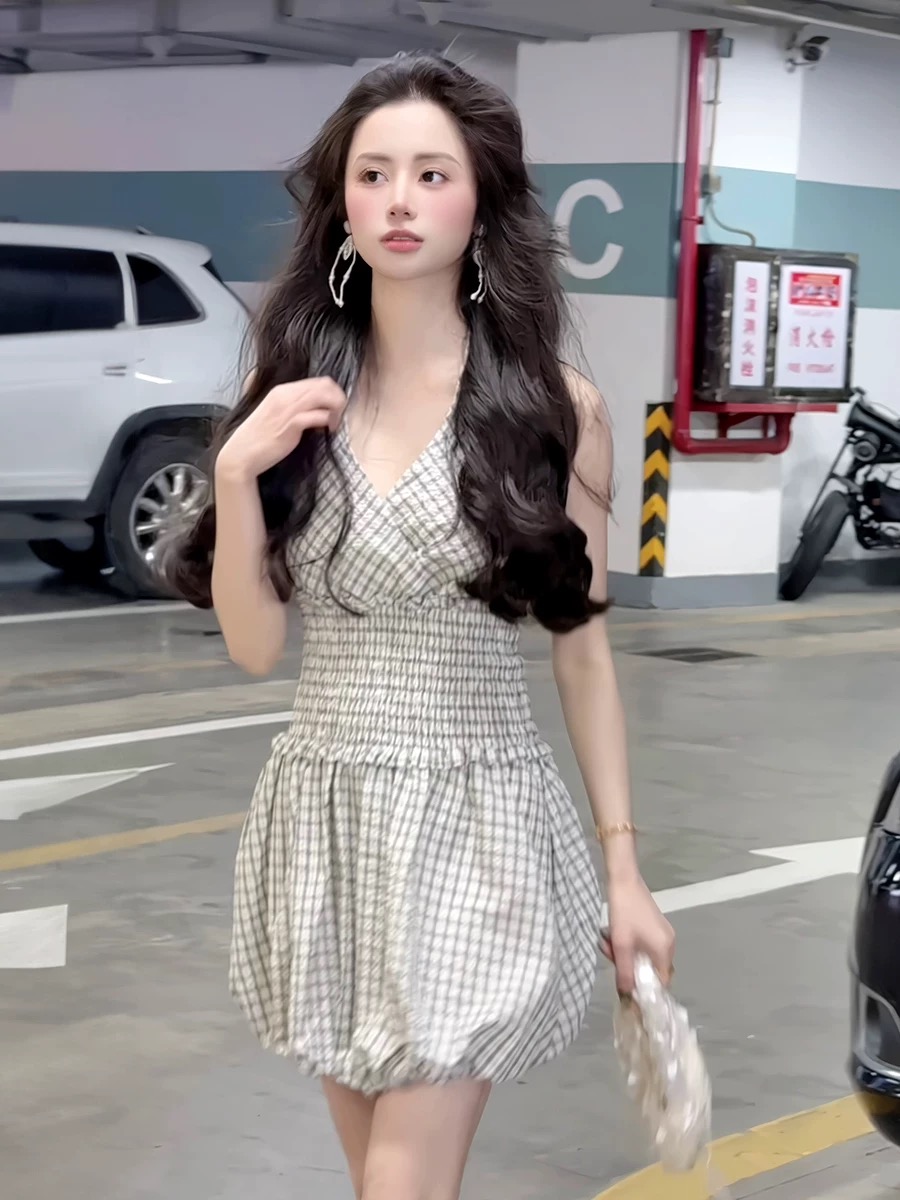 2025 spring and summer new sleeveless plaid dress small fragrance short skirt princess skirt French hot girl vest skirt