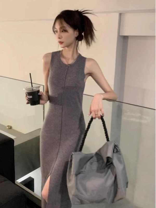 Coffee Break French retro gray ice silk knitted dress for women summer temperament sleeveless vest slit hip-pack long skirt