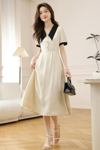 Real shot of new summer high-end French temperament dress teaching interview clothing long skirt design niche skirt