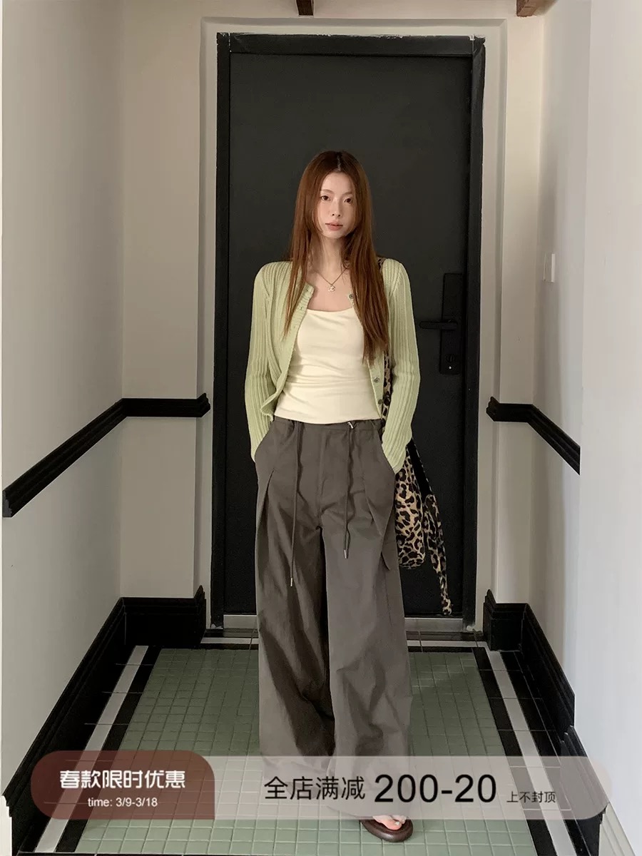 Red Man Pavilion Spring Suit Women's 2025 New Style A Complete Set of ootd Wearing Age Reducing High-end Sweater Two-Piece Set
