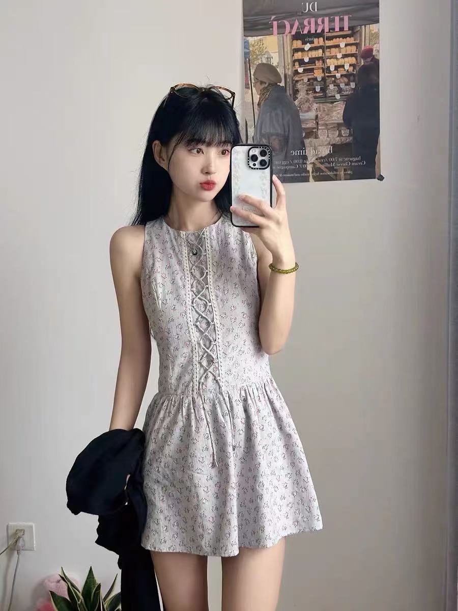 開春絕美法式氣質小個子無袖碎花背心短裙連衣裙子女夏季2025新款